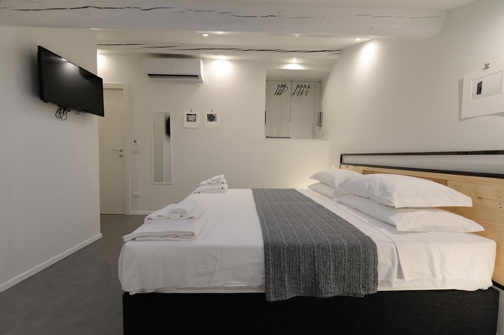 Piano Tre Hotel เวโรนา ภายนอก รูปภาพ